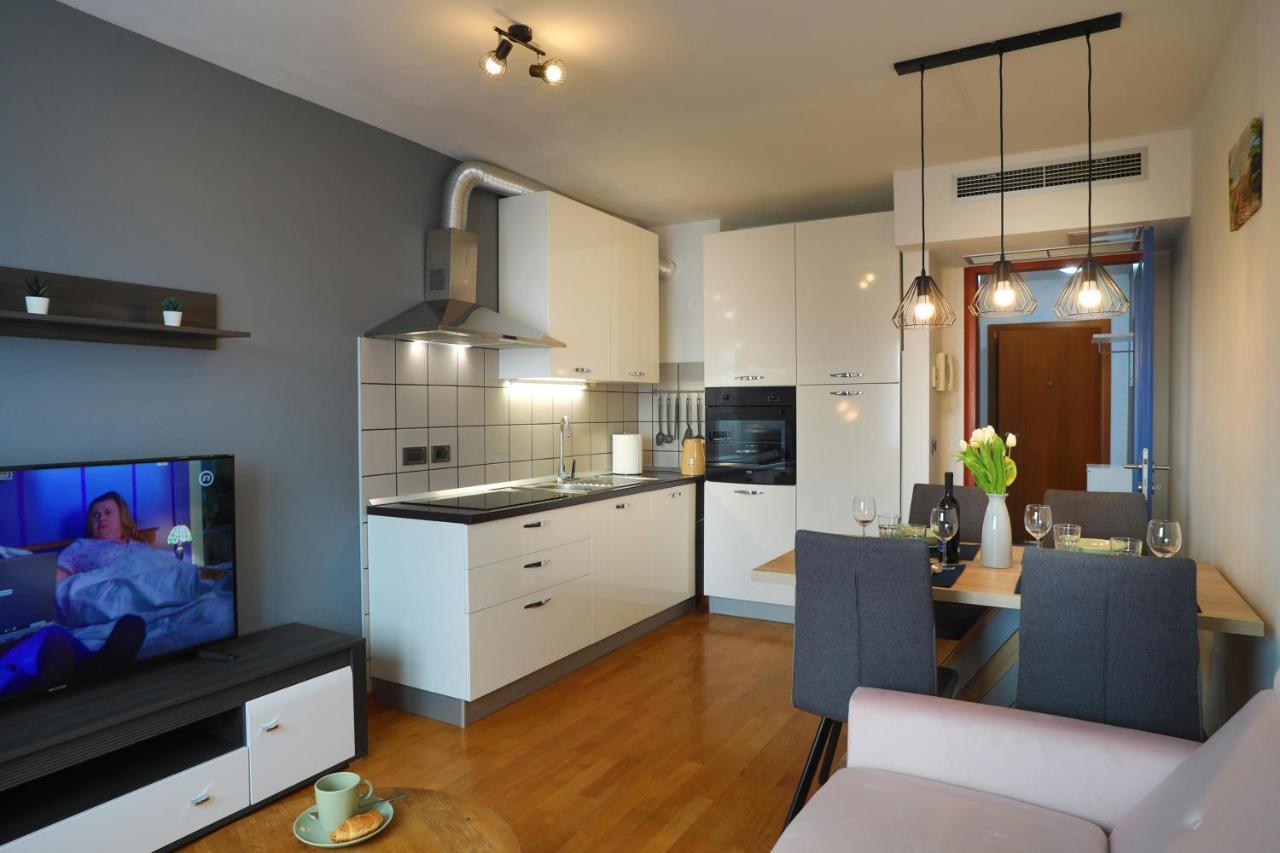 Apartment Moon Rovinj Eksteriør billede